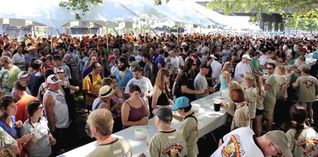 Oregon-Brewers-Festival-2016-crowd